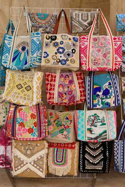 Best Travel Tote in 2026: Stylish Bags Best Travel Tote bag for stylish and organized travel in 2026